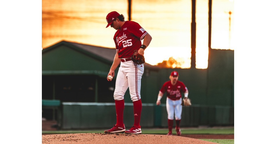 Huskers Tame Lopes in Series Opener
